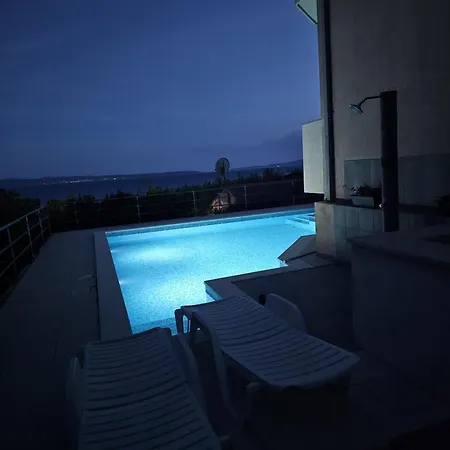 公寓 Sea View Haven With Swimming Pool 斯普利特